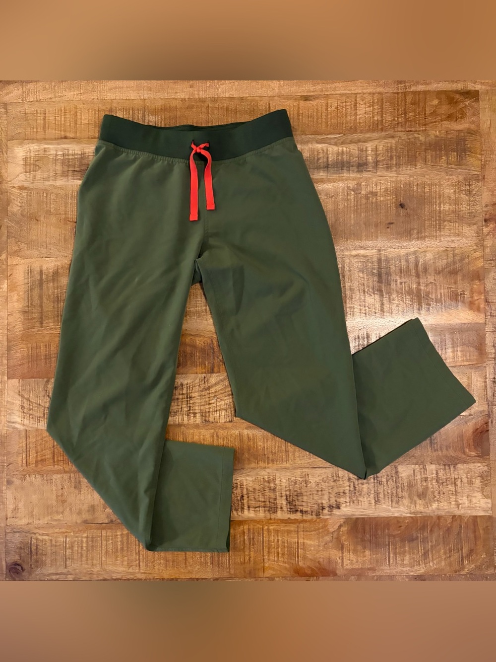 Figs Livingston Straight Leg Scrub Pants